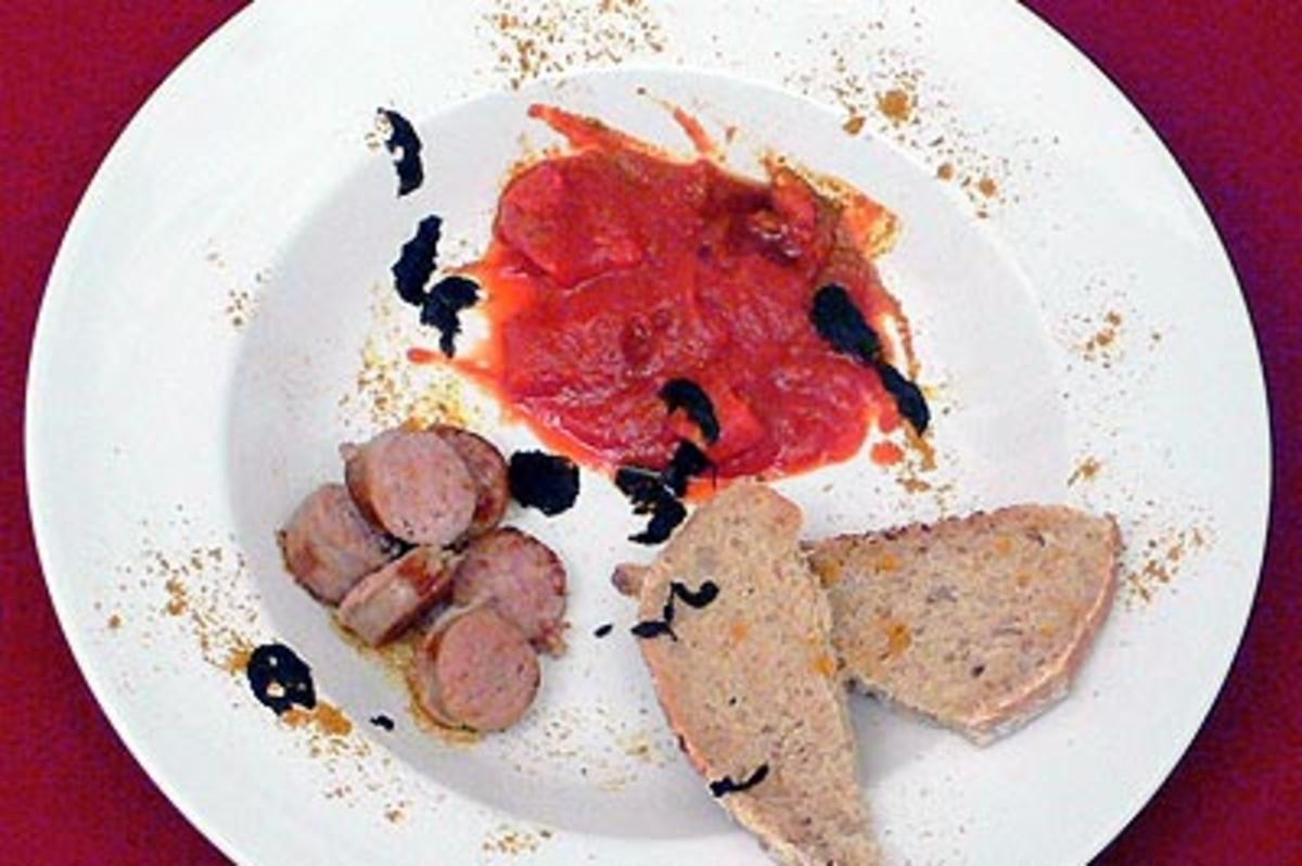 Bilder für Currywurst an Trüffelauszug mit Weißbrot - Rezept