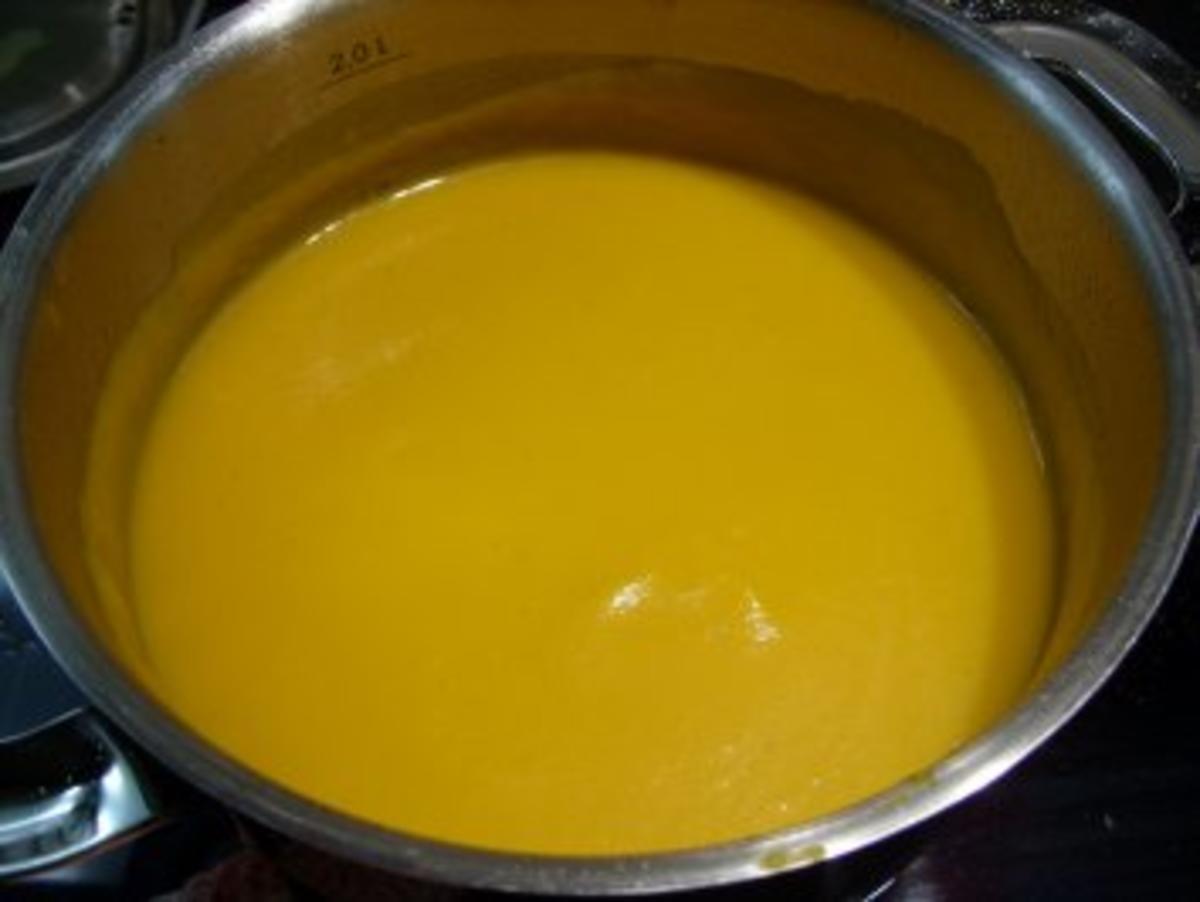 Kürbis - Möhren - Ingwer - Suppe - Rezept - kochbar.de