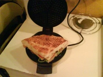 Abendbrot: Fladenbrot aus dem Waffeleisen - Rezept - Bild Nr. 5