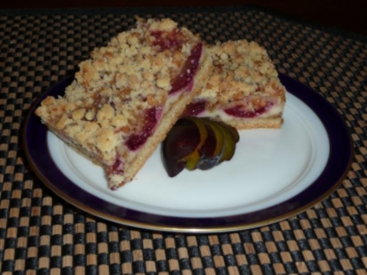 Pflaumenkuchen mit Vanille Nuss Streuseln - einfach - 279 kcal/100g