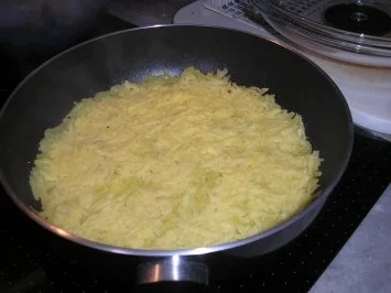 Fränkische Fleischküchli mit Rösti - Rezept - Bild Nr. 2