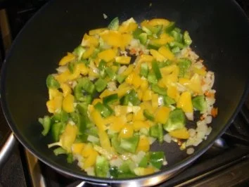 Putenschnitzel-Pizza - Rezept - Bild Nr. 2