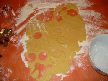 Rezept: Mürbeteig Plätzchen Bild Nr. 3 Mürbeteig Plätzchen - Rezept - Bild Nr. 3