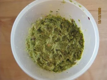 Rezept: Falafel : frittierte Kichererbsenbällchen + Beilage Bild Nr. 2 Falafel : frittierte Kichererbsenbällchen + Beilage - Rezept - Bild Nr. 2