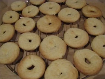 Rezept: Butter-Orangen-Ringe Butter-Orangen-Ringe - Rezept