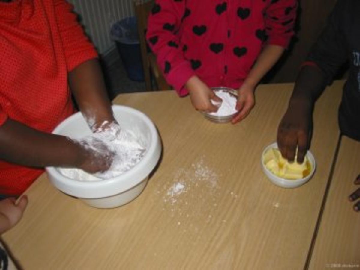 Plätzchen- Schneeflöckchen - Rezept - Bild Nr. 2