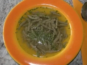 Rezept: Leberspätzlesuppe Leberspätzlesuppe - Rezept