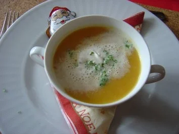 Gemüsesuppe ungebunden... aus dem Fond vom Tafelspitz - Rezept