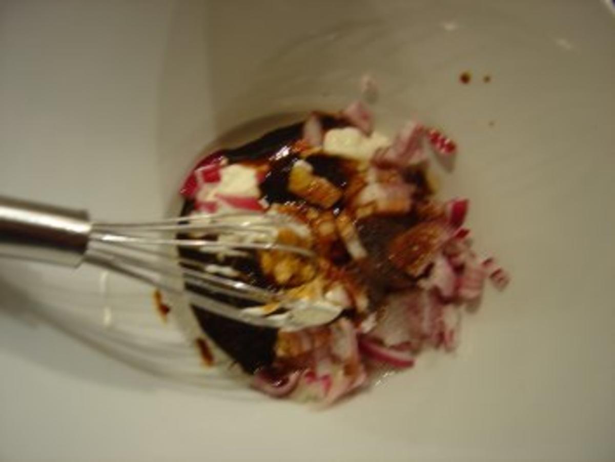 Feldsalat mit roten Zwiebeln - Rezept - Bild Nr. 2