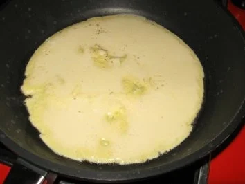 Flädleroulade mit Geflügelleberfarce - Rezept - Bild Nr. 3