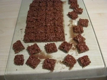 Rezept: Nougatknusperle Bild Nr. 6 Nougatknusperle - Rezept - Bild Nr. 6