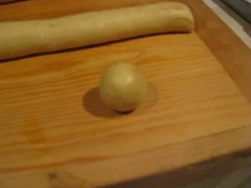 Rezept: Nougatknusperle Bild Nr. 9 Nougatknusperle - Rezept - Bild Nr. 9