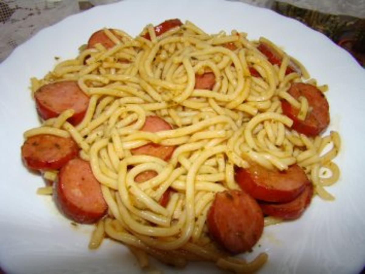 Spaghetti mit Grillsoßenresteverwertung - Rezept - Bild Nr. 3