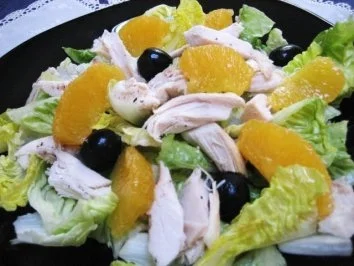 Rezept: Römersalat mit Orangenfilets und Hühnchenfleisch ... Bild Nr. 2 Römersalat mit Orangenfilets und Hühnchenfleisch ... - Rezept - Bild Nr. 2