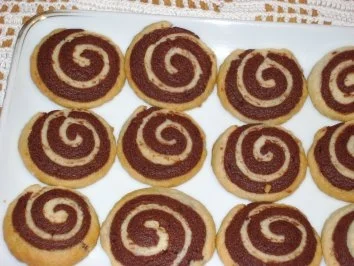 Rezept: Schwarz - Weiß - Plätzchen Schwarz - Weiß - Plätzchen - Rezept