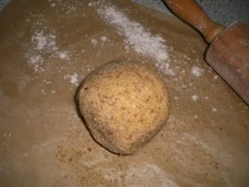 Walnusshörnchen - Rezept - Bild Nr. 2