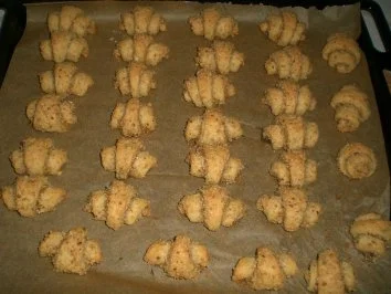 Walnusshörnchen - Rezept - Bild Nr. 6