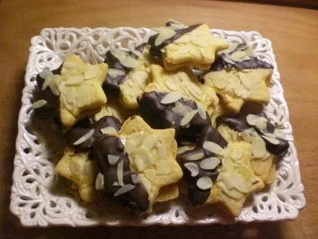 Gefüllte Mandelsterne - Rezept