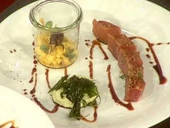 Gelbschwanz-Tunfisch mit Avocado und Ingwer (Nova Meierhenrich) - Rezept