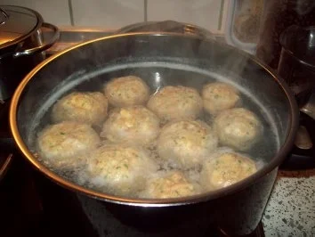 Semmelknödel  selbstgemacht - Rezept - Bild Nr. 2