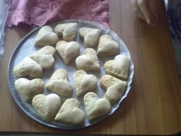 Plätzchen: Aprikosenherzen mit Lebkuchengewürz - Rezept