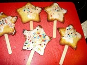 Rezept: Sternchenkuchen am Stiel Sternchenkuchen am Stiel - Rezept