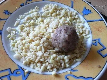 Rezept: Haselnuss-Busserln Bild Nr. 3 Haselnuss-Busserln - Rezept - Bild Nr. 3