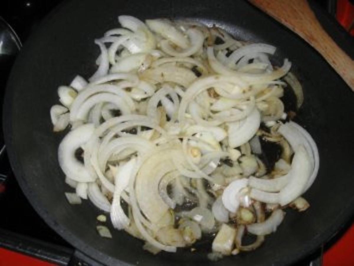 Zwiebelrostbraten mit Bratkartoffeln - Rezept - Bild Nr. 6