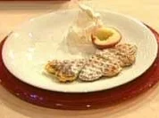 Frische Waffeln an Tonkabohneneis und Pfirsich (Patrick Bach) - Rezept
