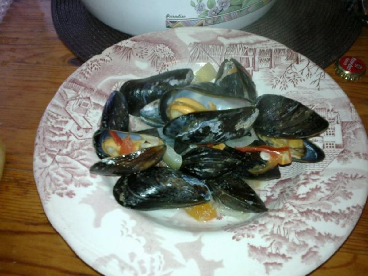 Miesmuscheln alla Normandie - Rezept mit Bild - kochbar.de