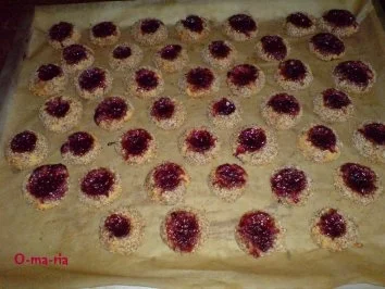 Rezept: Kleingebäck Panierte Mürbeteiglinge Bild Nr. 4 Kleingebäck Panierte Mürbeteiglinge - Rezept - Bild Nr. 4