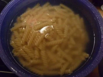 Spirelli mit Tomatensoße ala Franzel - Rezept - Bild Nr. 5