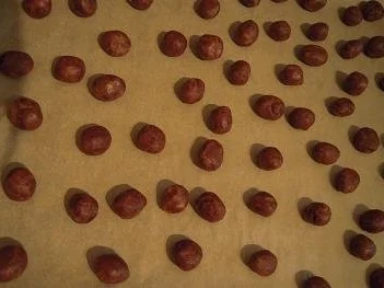 Rubinknöpfchen und Schokonüsse - Rezept - Bild Nr. 3