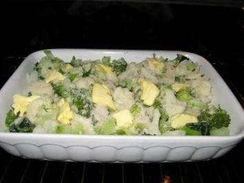 Rezept: Blumenkohl-Broccoli-Auflauf Bild Nr. 8 Blumenkohl-Broccoli-Auflauf - Rezept - Bild Nr. 8