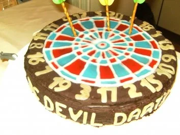 TORTE - Quark-Sahne-Kirsch-Dartscheibe - Rezept