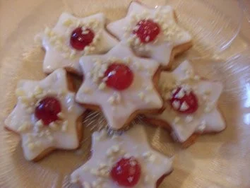 Plätzchen: Mandel-Marzipan-Sterne - Rezept