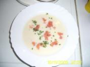 Spargelcremesuppe mit Räucherlachs - Rezept