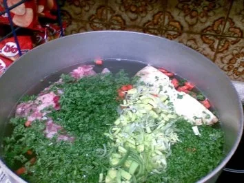 Rezept: Wärmender Rinderbouillion Bild Nr. 6 Wärmender Rinderbouillion - Rezept - Bild Nr. 6