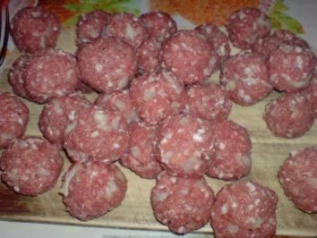 Herbstgemüseauflauf mit Hackbällchen nach dem "Frühlingsgemüse mit Hackbällchen-Auflauf" von romantica - Rezept - Bild Nr. 7