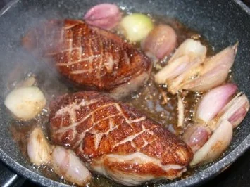 Geflügel: Entenbrust in Rotweinsoße - Rezept - Bild Nr. 5