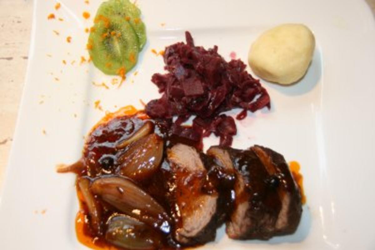 Bilder für Geflügel: Entenbrust in Rotweinsoße - Rezept