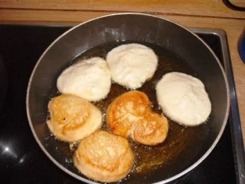 Rezept: Mary's „ pofpof „ from Westafrica Bild Nr. 6 Mary's „ pofpof „ from Westafrica - Rezept - Bild Nr. 6