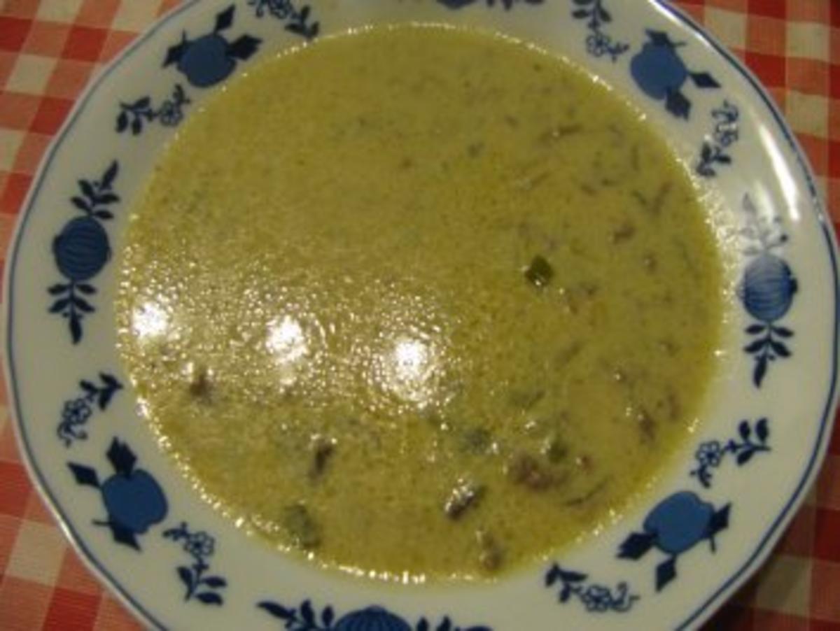 Käse-Lauch-Suppe mit Mett - Rezept