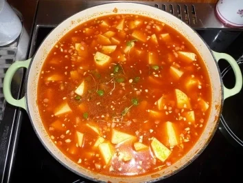 Rezept: Kartoffelgulasch Kartoffelgulasch - Rezept