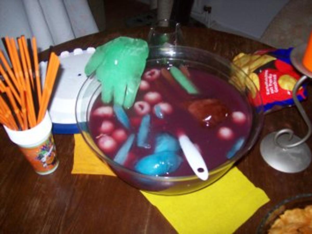 Blutbowle ein top Getränk für jede Halloweenparty - Rezept mit Bild ...
