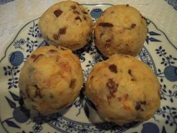 Semmelknödel mit Pilzen und Speck - Rezept