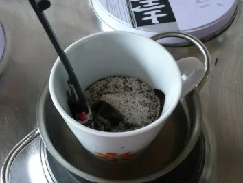 Rezept: Marmorkuchen mit Vanilleschote,Espresso,Amaretto und Schoko-Mokkabohnen Bild Nr. 10 Marmorkuchen mit Vanilleschote,Espresso,Amaretto und Schoko-Mokkabohnen - Rezept - Bild Nr. 10