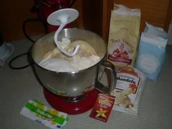 Südtiroler Mandel Kipferl - Rezept - Bild Nr. 2