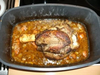 Rezept: Fleisch: Kalbshaxe geschmort Bild Nr. 6 Fleisch: Kalbshaxe geschmort - Rezept - Bild Nr. 6