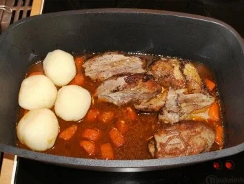 Rezept: Fleisch: Kalbshaxe geschmort Bild Nr. 7 Fleisch: Kalbshaxe geschmort - Rezept - Bild Nr. 7